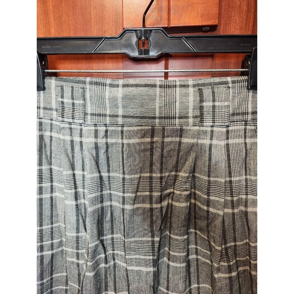 Samantha Skirt Black White Plaid Knee Length Pleated Made USA Vintage!